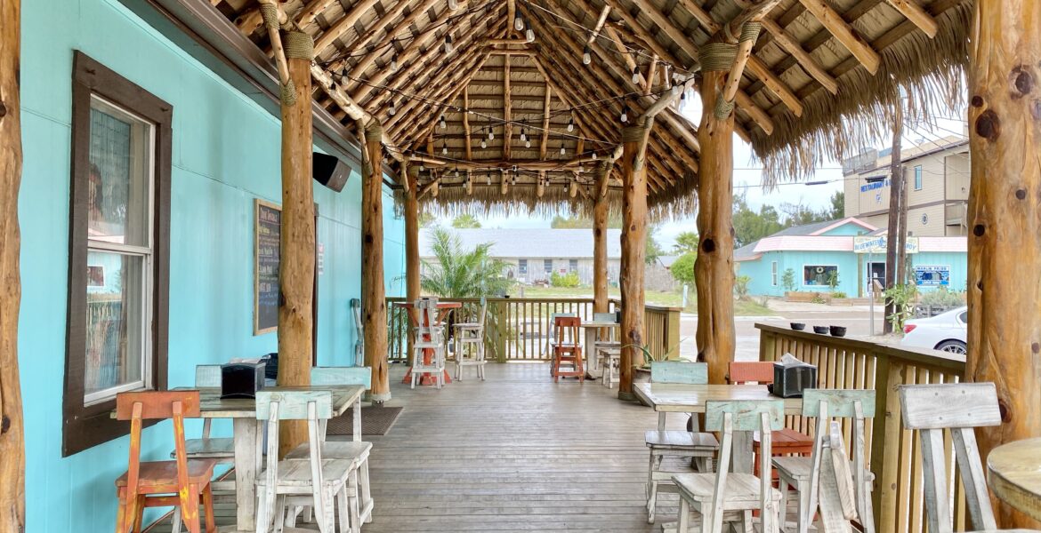 Lelo's Island Bar | Port Aransas Explorer