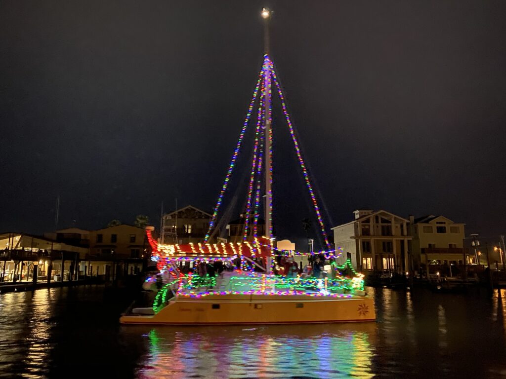 Lighted Holiday Boat Parade in Port Aransas | www.portaransastex.com