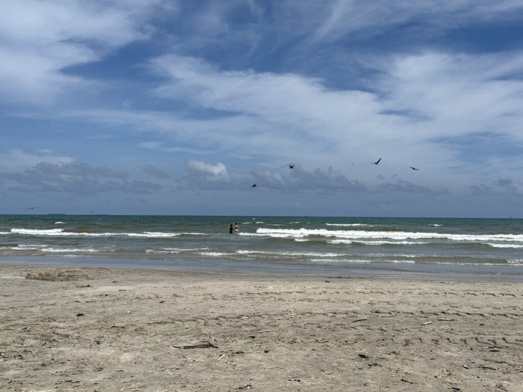 family beach in Port Aransas | Port Aransas Explorer