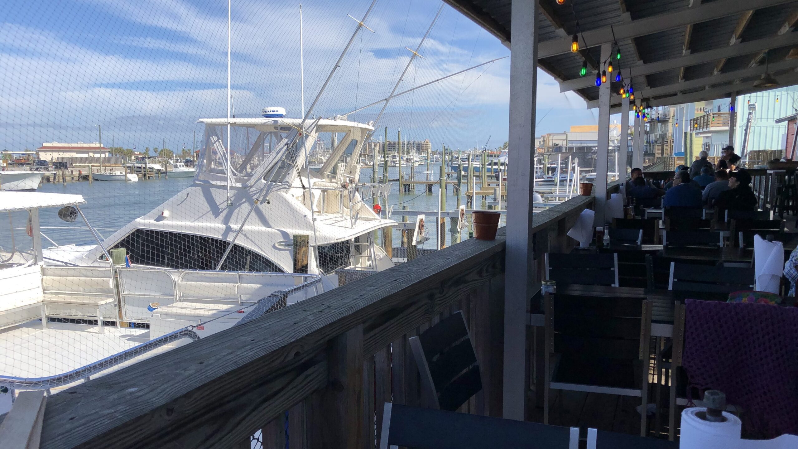 Fins Grill & Icehouse | www.portaransastex.com